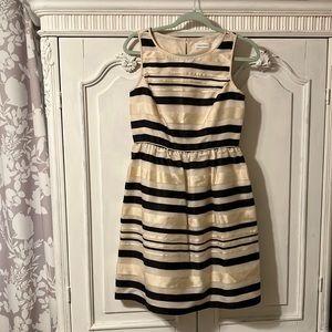 Calvin Klein size 6 black and cream sleeveless dress